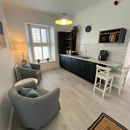 Apartment No.1 The Square @ Naughtons Yard Kilkee