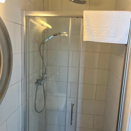 No.1 The Square @ Naughtons Yard